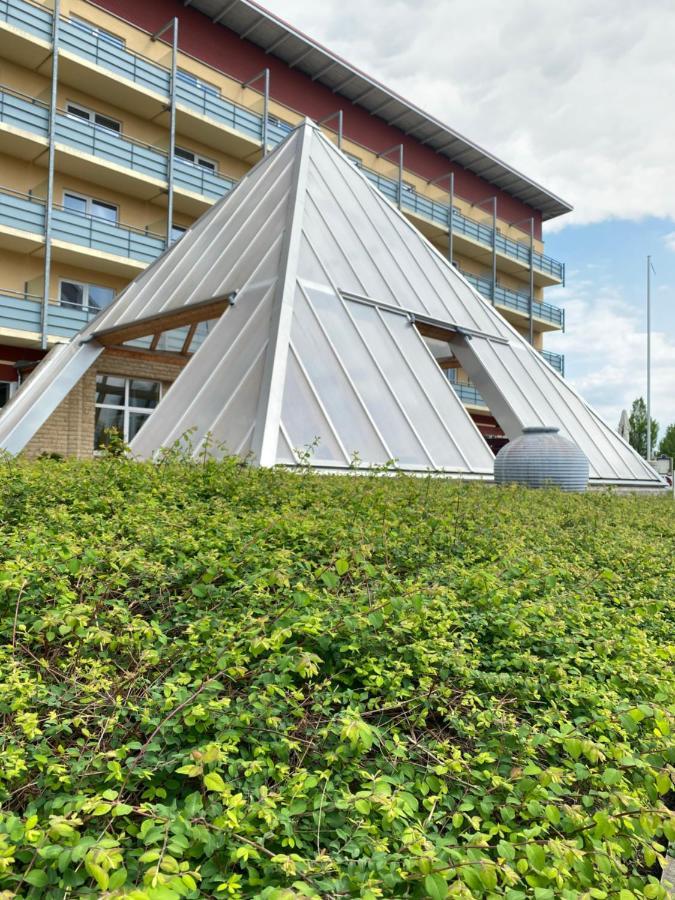Kurhotel Pyramide Bad Windsheim Kültér fotó