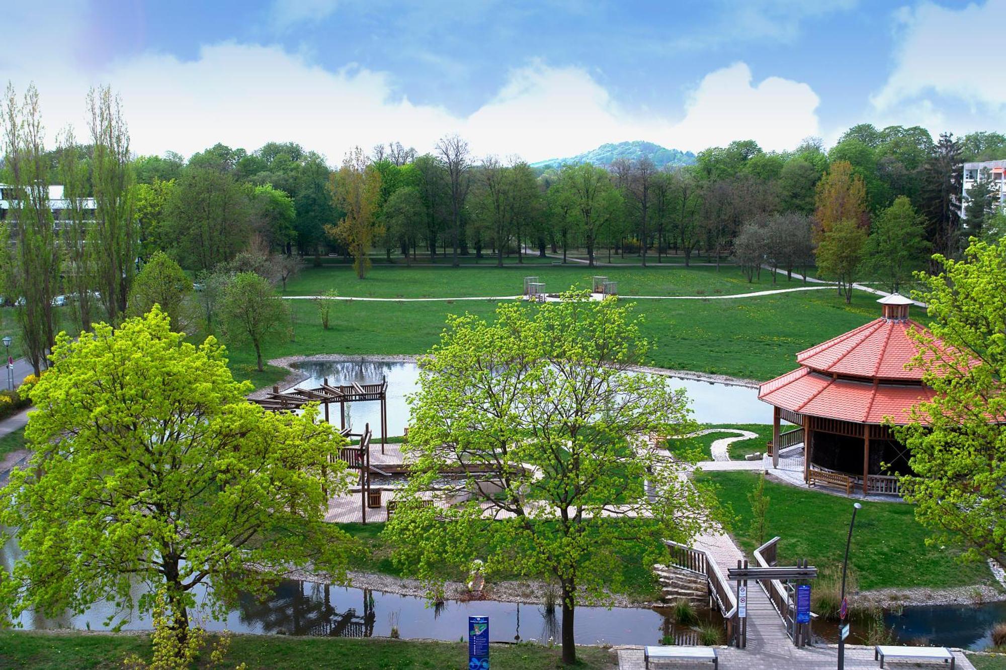 Kurhotel Pyramide Bad Windsheim Kültér fotó