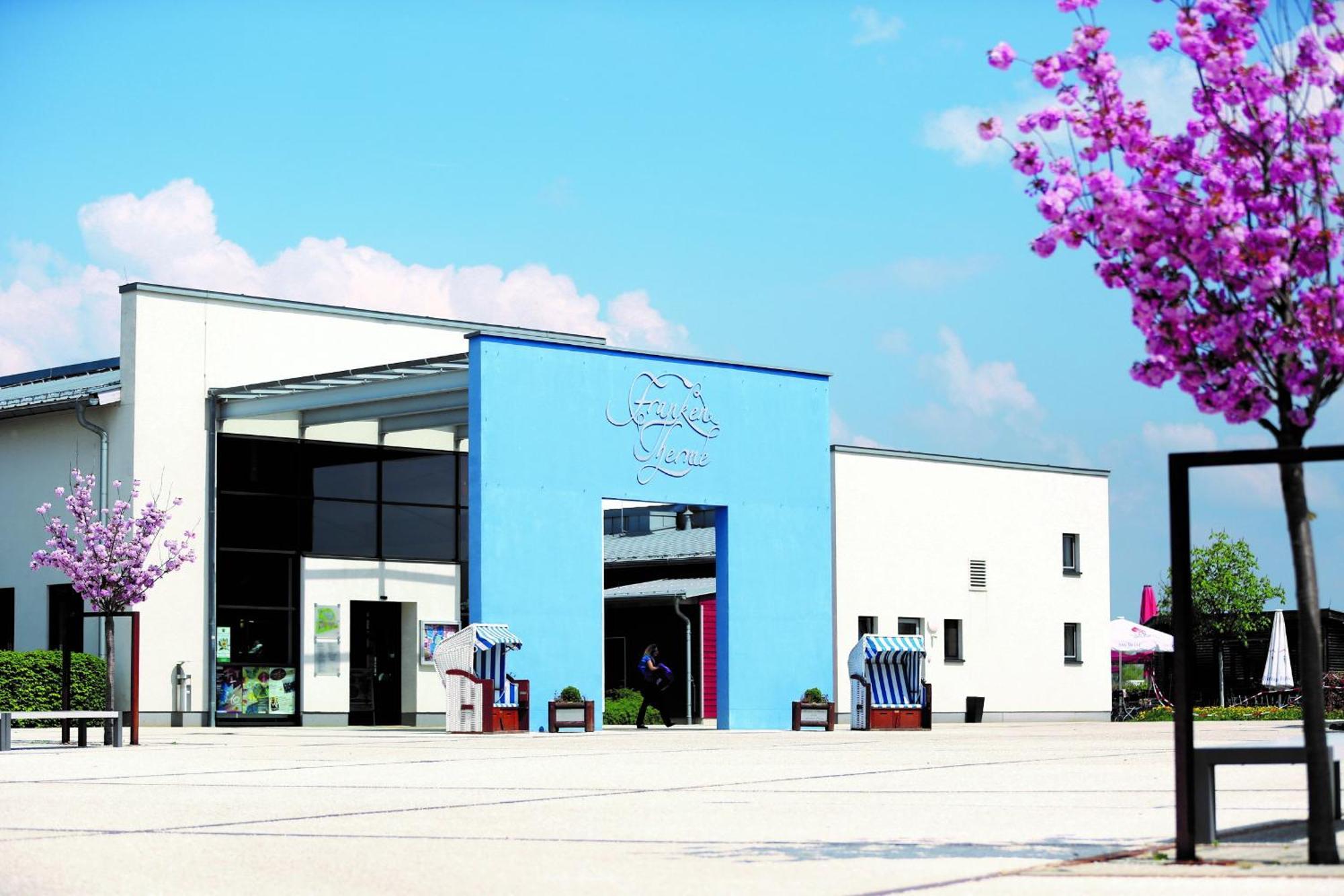Kurhotel Pyramide Bad Windsheim Kültér fotó
