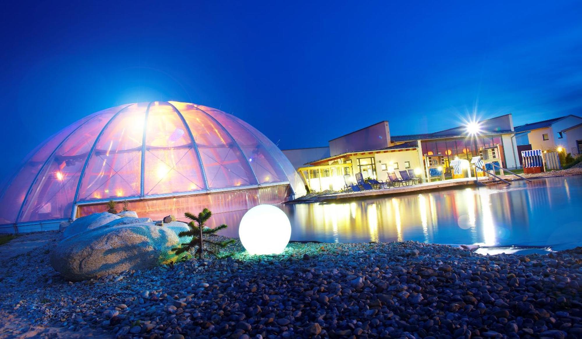 Kurhotel Pyramide Bad Windsheim Kültér fotó