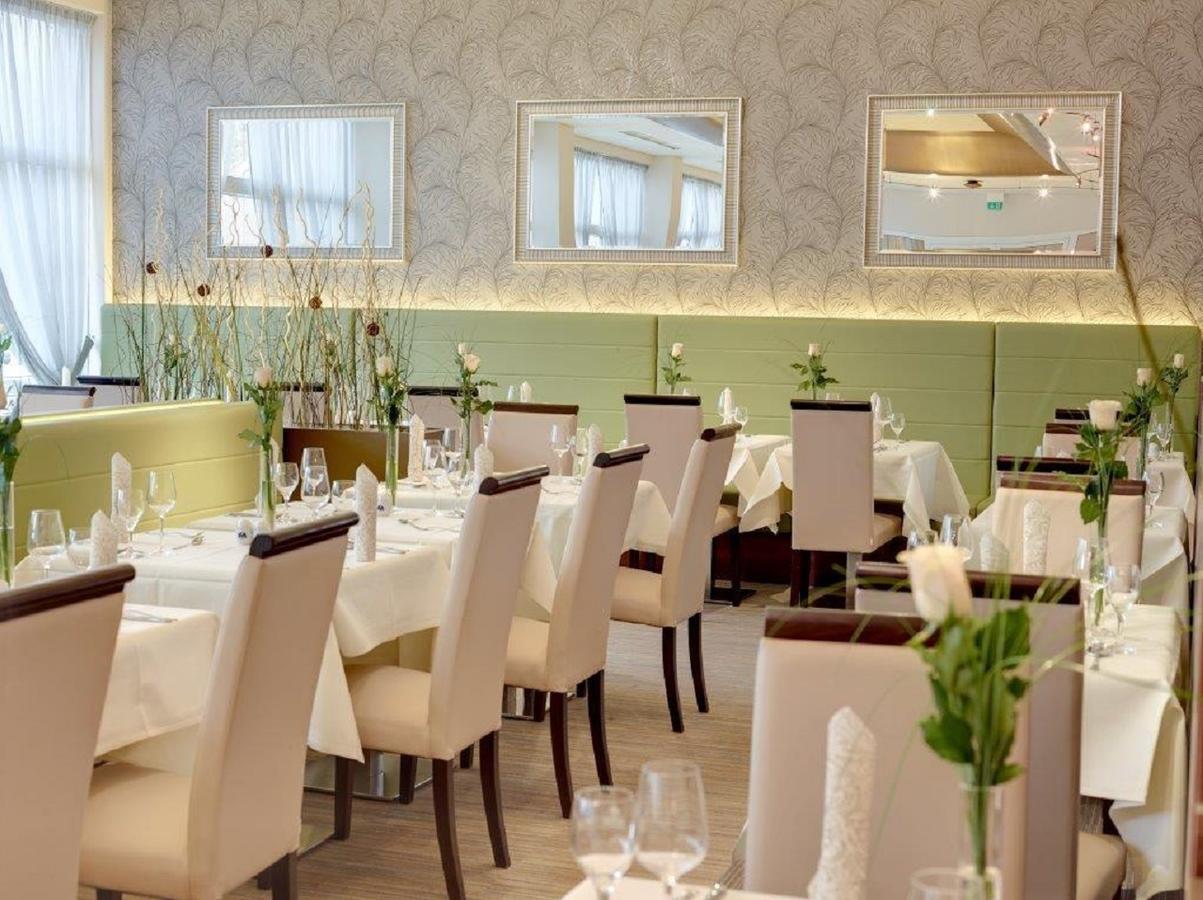 Kurhotel Pyramide Bad Windsheim Kültér fotó